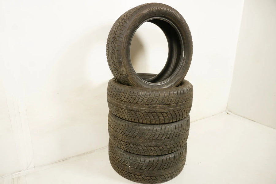 4 x Bridgestone winter tires 245/50 R19 inch DOT18 BMW* approx. 4mm tread depth RFT