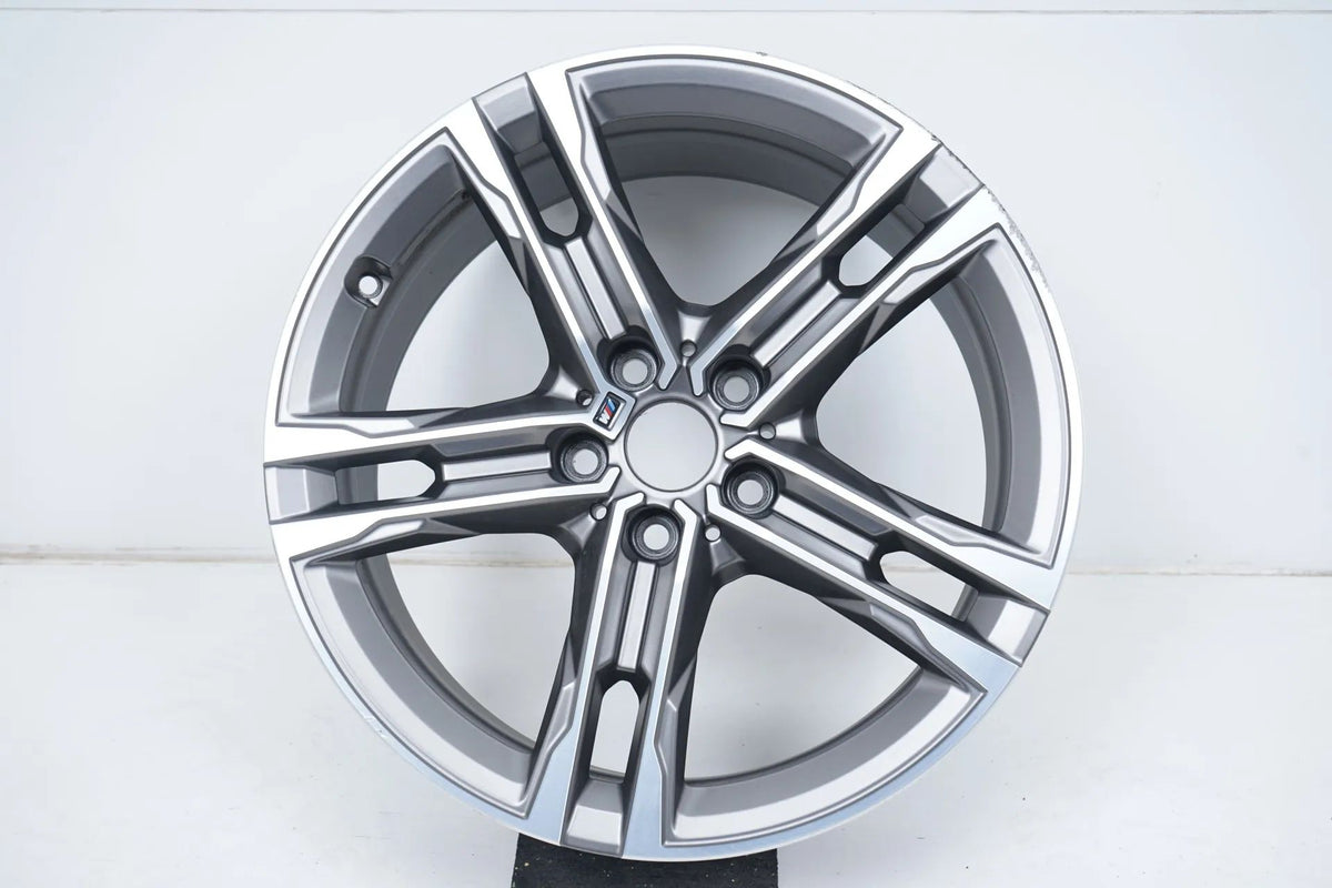 1 x originální BMW řady 1 řady 2 F44 F40 hliníkový disk 18 palců 556M 8053524 Detailní zobrazení 2