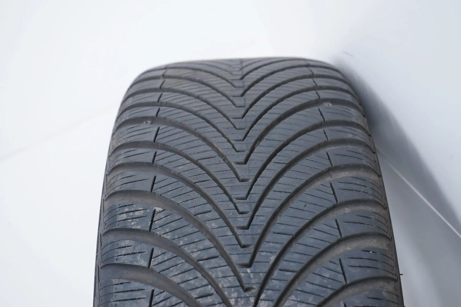 Mercedes C-Class W206 all-weather tires, winter wheels, 225/45/18 inch