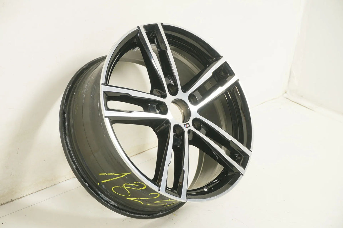 1 x BMW řady 1 a 2 F20 F21 F22 hliníkový ráfek 18 palců M719 8009703 8J Detailní zobrazení 2
