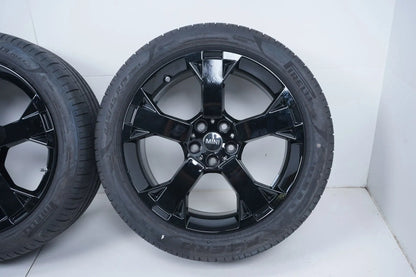 MINI Countryman U25 Bmw X1 U11 Winterräder mit neuen Winterreifen 245 45 19 Zoll
