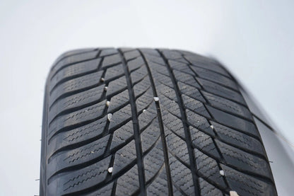 Roues et pneus hiver 18 pouces pour Mercedes Classe AB W177 B247