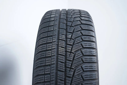 4 x Winterreifen 205 55 17 Zoll Hankook  DOT20 ca.5-6 mm MO