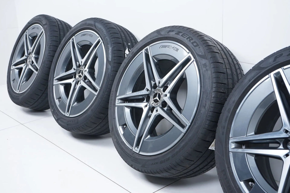 Mercedes Classe C W206 AMG Jantes et pneus d'été 18 pouces Detailansicht 7
