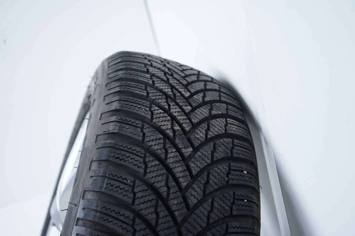 BMW X1 X2 F48 F39 Winter Tires Winter Wheels 205 60 17 inch Detailansicht 12