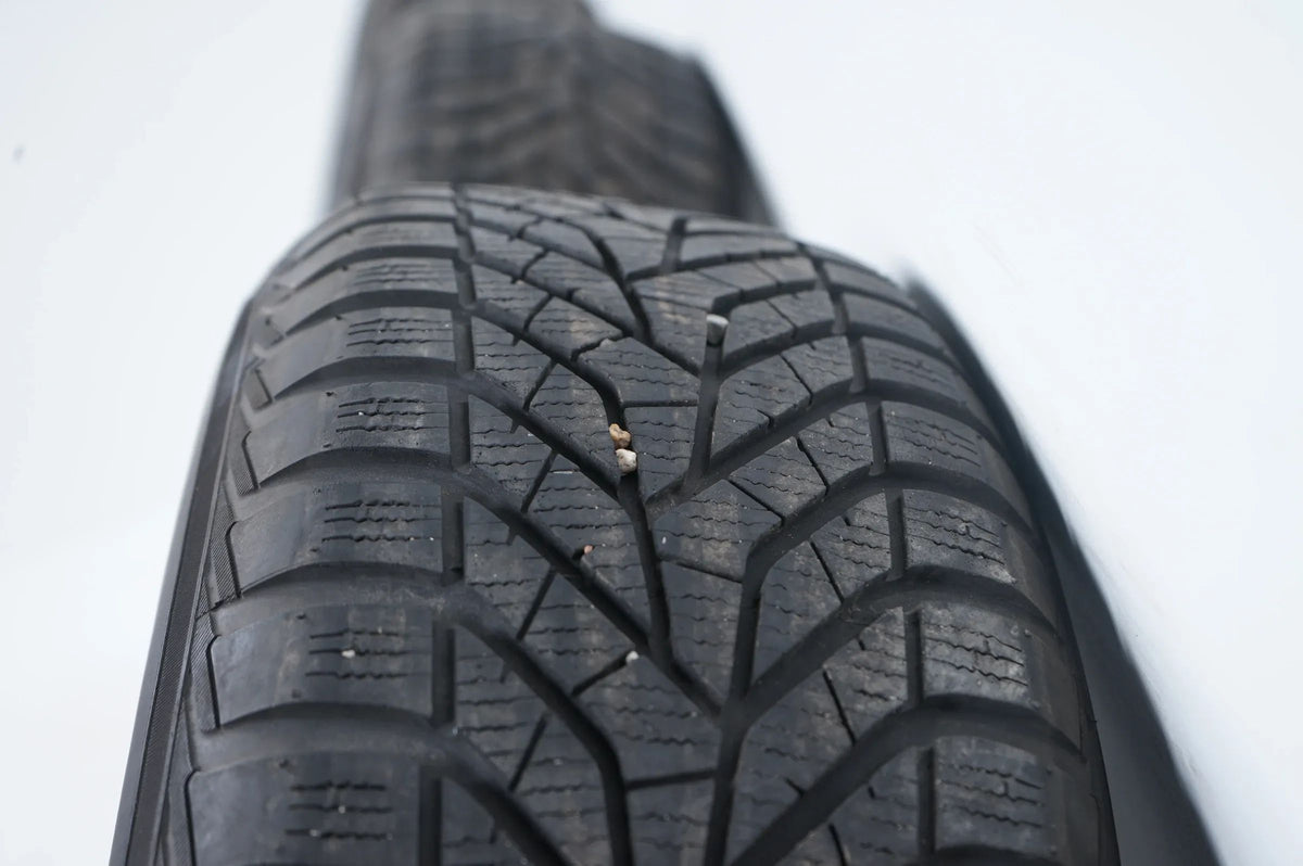 Nissan Qashqai X-Trail 2 winter wheels winter tires 215 65 16 inch Detailansicht 9