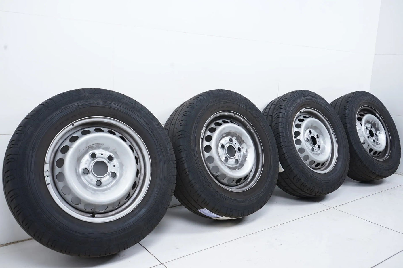VW Volkswagen Crafter rims summer tires 235 65 16C inch