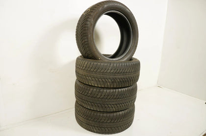 4 pneus hiver Bridgestone 245 50 19 pouces DOT19 env. 4-5mm BMW