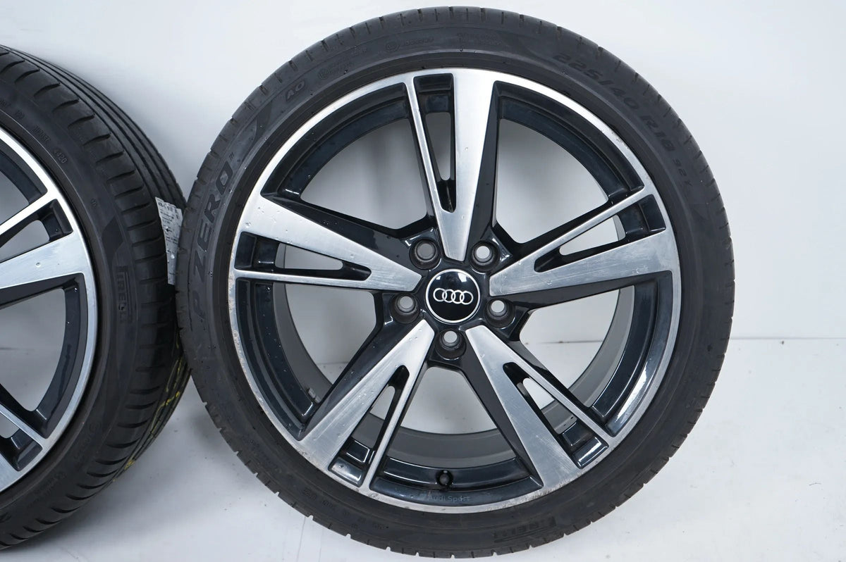 Audi A3 S3 8Y Winterräder mit neuen Winterreifen 225 40 18 Zoll 8Y0601025N