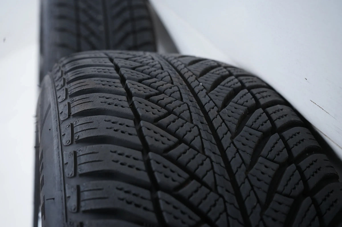 MINI MINI F55 F56 F57 Winter tires Winter wheels 195 55 16 inch Detailansicht 9