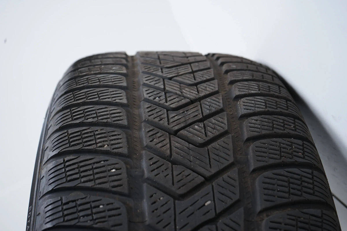 Audi Q7 SQ7 4M Winter Wheels Winter Tires 255 50 20 inch 4M0601025G Detailansicht 12