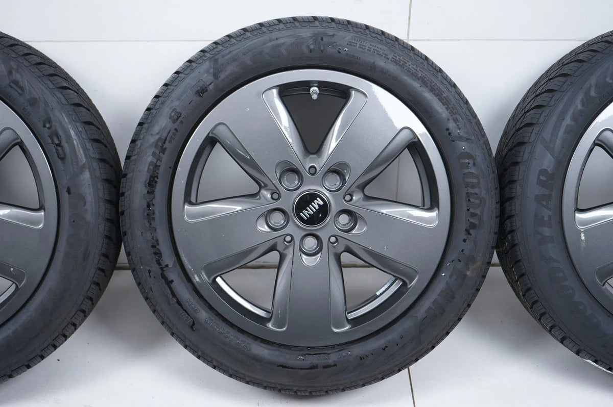 Pneus hiver MINI F55 F56 F57, jantes hiver 195/55/16 pouces Detailansicht 5