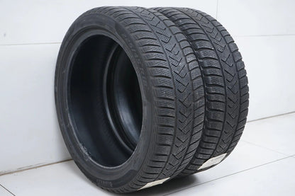 2 x Winterreifen Pirelli 225/45 R18 18 Zoll DOT21 ca.3mm MO RFT
