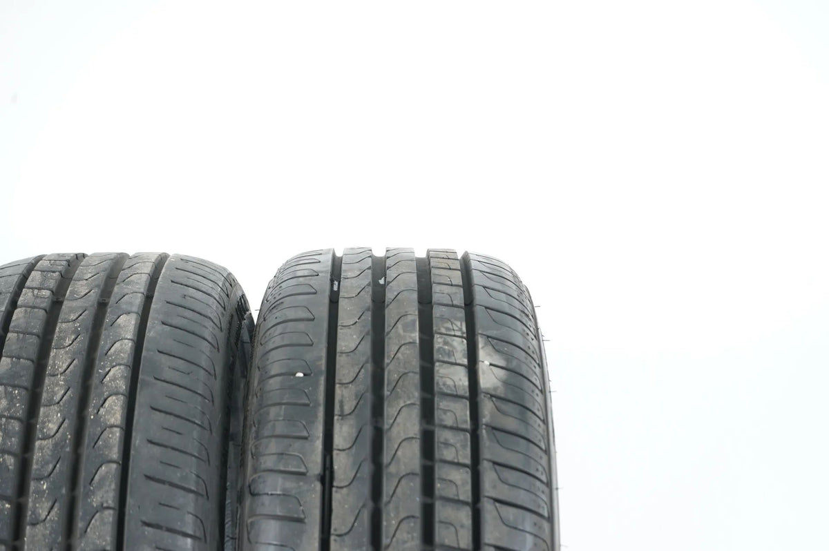 2 x pneus d'été Pirelli 205 40 18 pouces DOT21/15 env. 5-7mm Bmw*Rft Vue détaillée 5