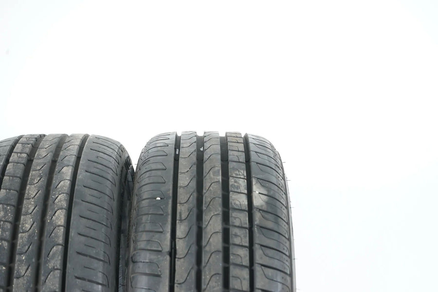 2 x pneus d'été Pirelli 205 40 18 pouces DOT21/15 env. 5-7mm Bmw*Rft