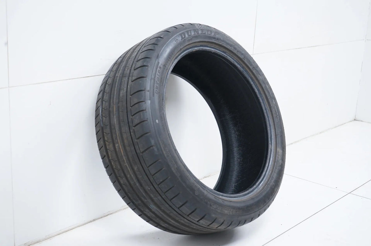1x Dunlop summer tire 255 40 18 inch DOT13 MO approx. 6mm tread depth Detail view 4