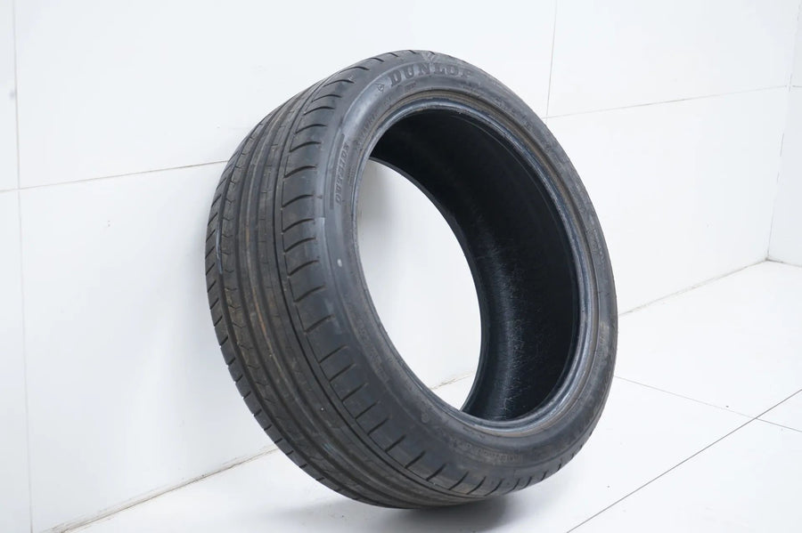 1x Dunlop summer tire 255 40 18 inch DOT13 MO approx. 6mm tread depth