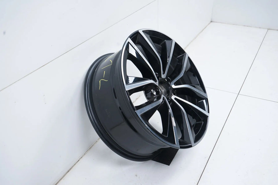 1 x Hliníkový disk Mercedesu třídy S V223 18 palců A2234012900 8J ET37