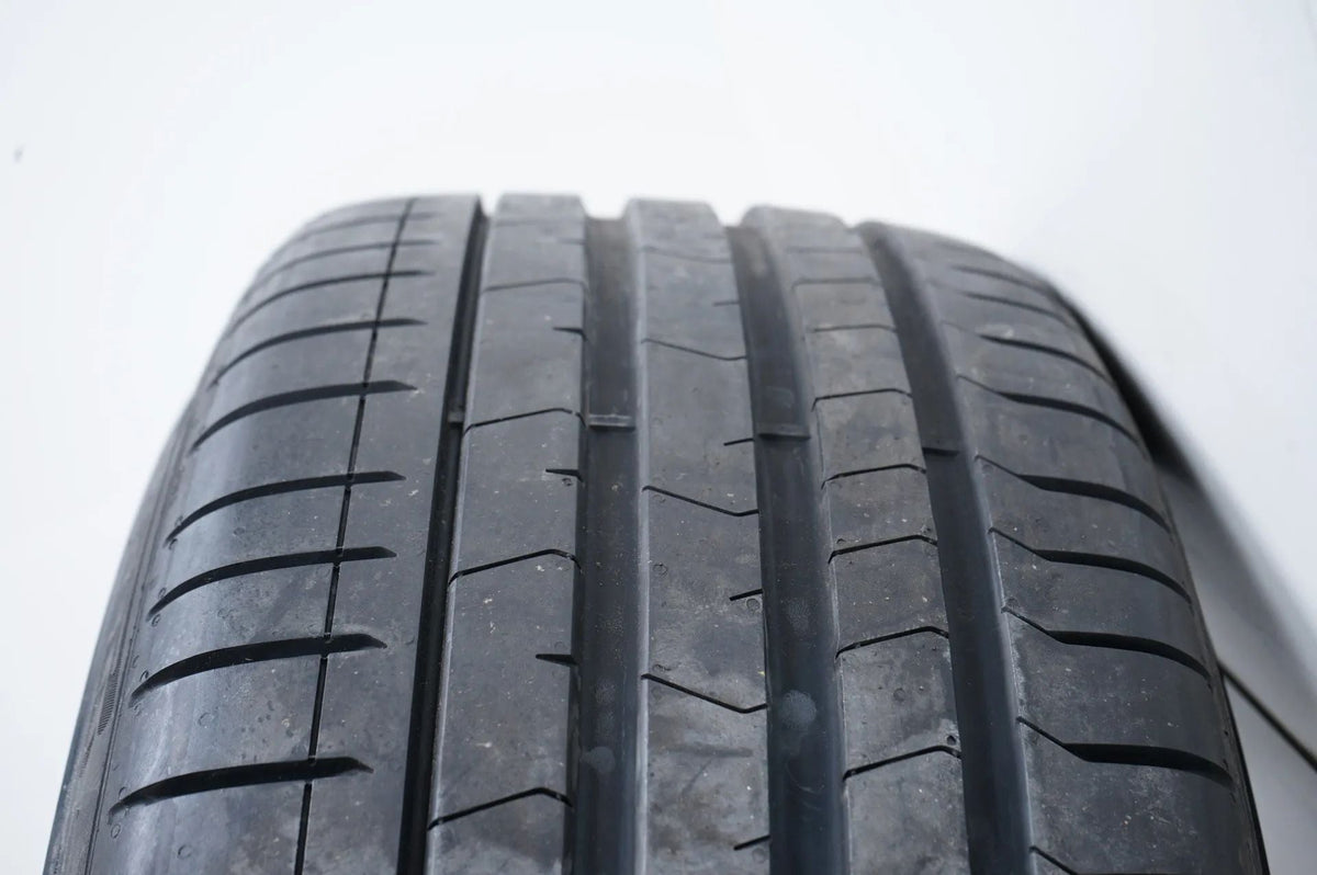 Mercedes E63 AMG W213 Winterräder mit neuen Winterreifen 20 Zoll Detailansicht 14