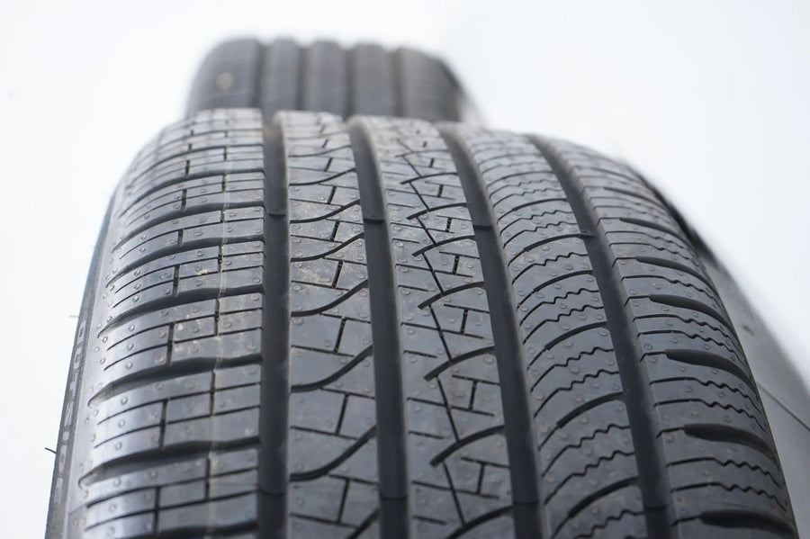 Mercedes S-Class W223 all-weather tires AMG summer wheels 20 inch