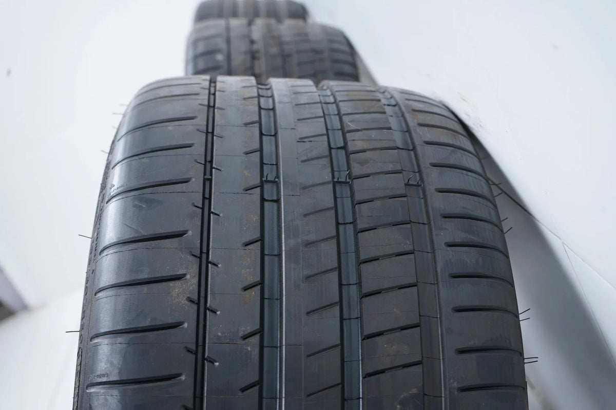 Mercedes GT GTS W190 summer tires, summer wheels 19/20 inch Detailansicht 10