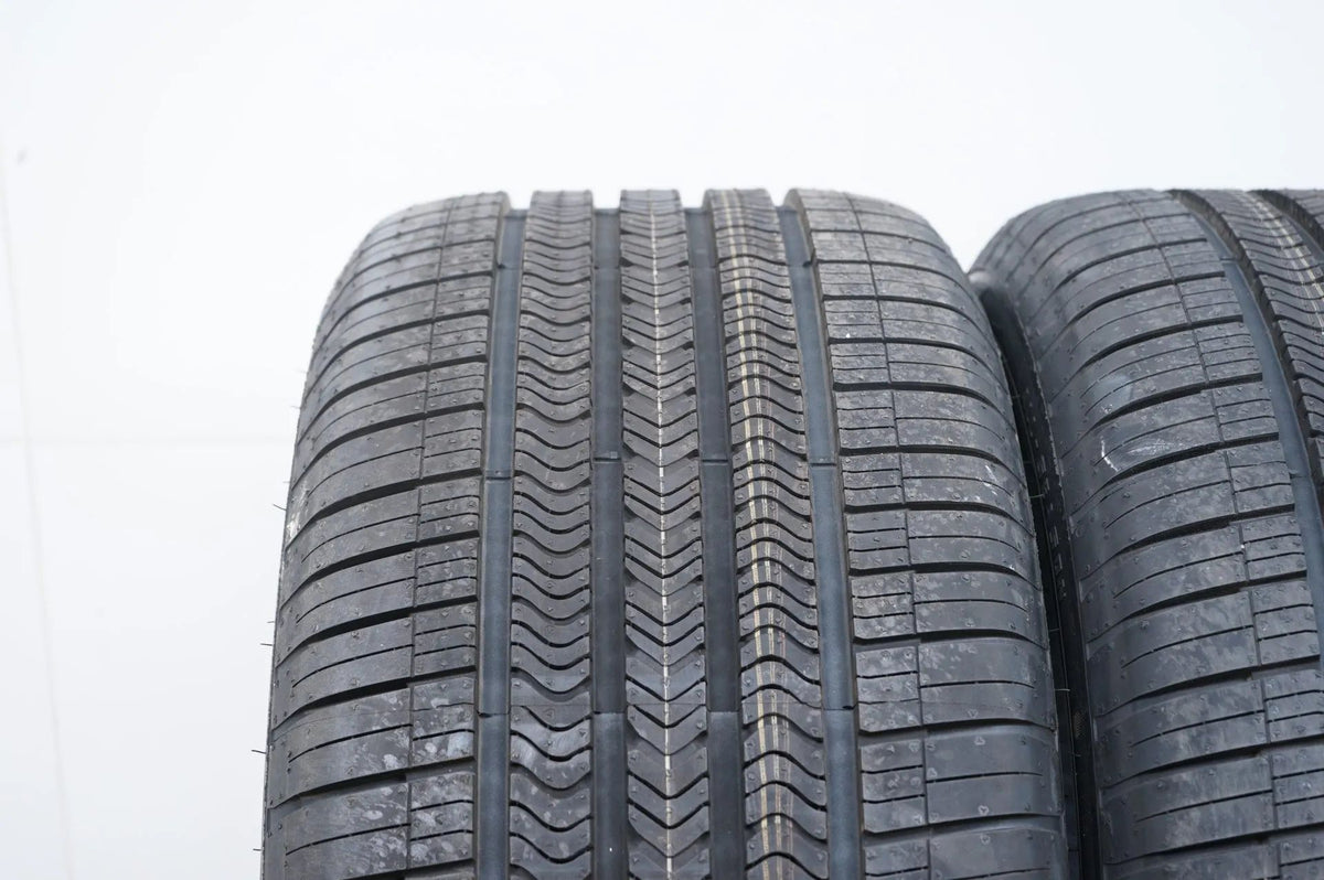 2 x DEMO Sommerreifen Allwetterreifen Goodyear 285 40 20 Zoll MO Detailansicht 4