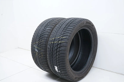 2x Bridgestone winter tires 235 50 19 inch DOT21 approx. 3mm tread depth