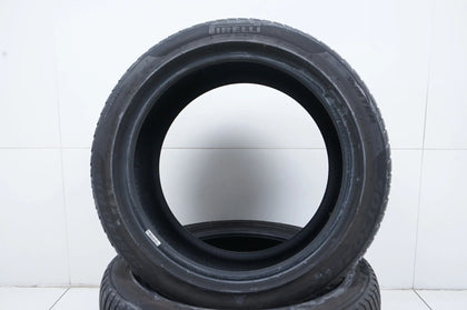 2x Winter tires 275 40 18 inch Pirelli approx. 3 mm tread depth DOT21 MO