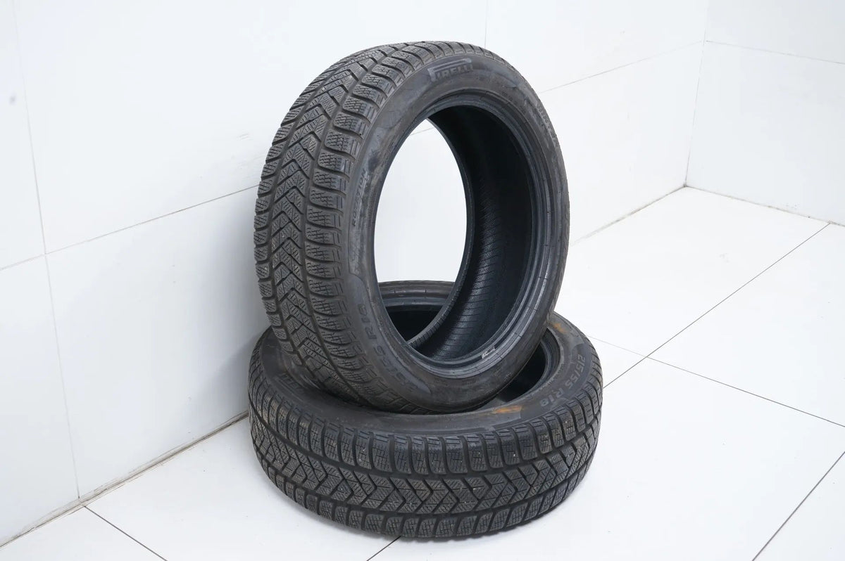 2 x Winter tires 215 55 18 inch Pirelli approx. 5 mm tread depth DOT15 MO Detail view 3