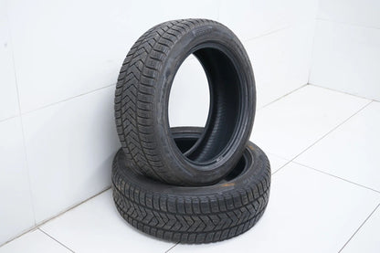 2 x Winter tires 215 55 18 inch Pirelli approx. 5 mm tread depth DOT15 MO