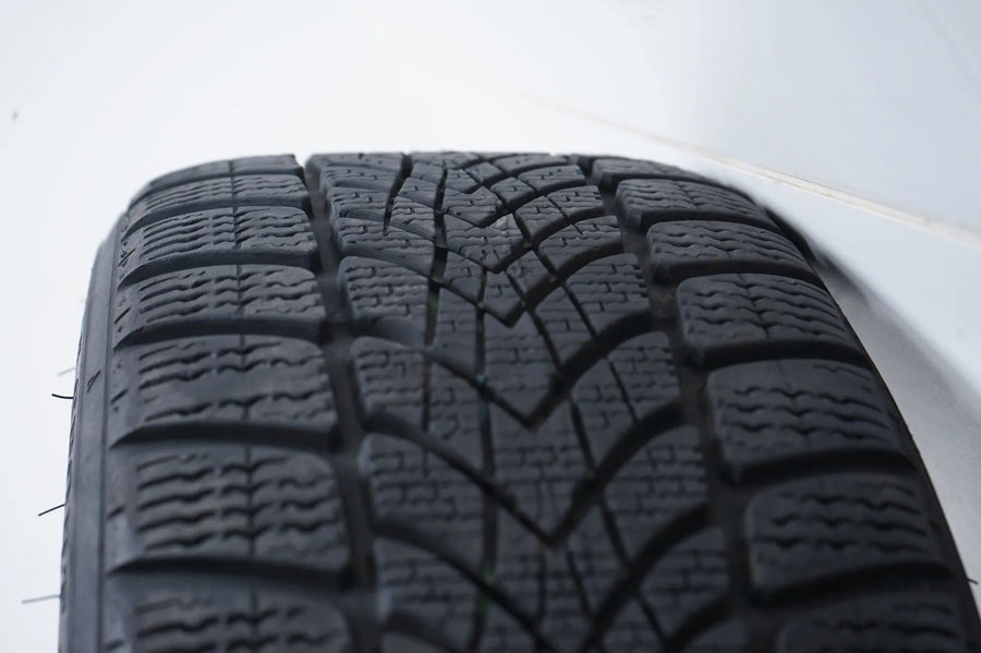 Mini Electric Power F56 winter tires/wheels 205/45/17 inch 737
