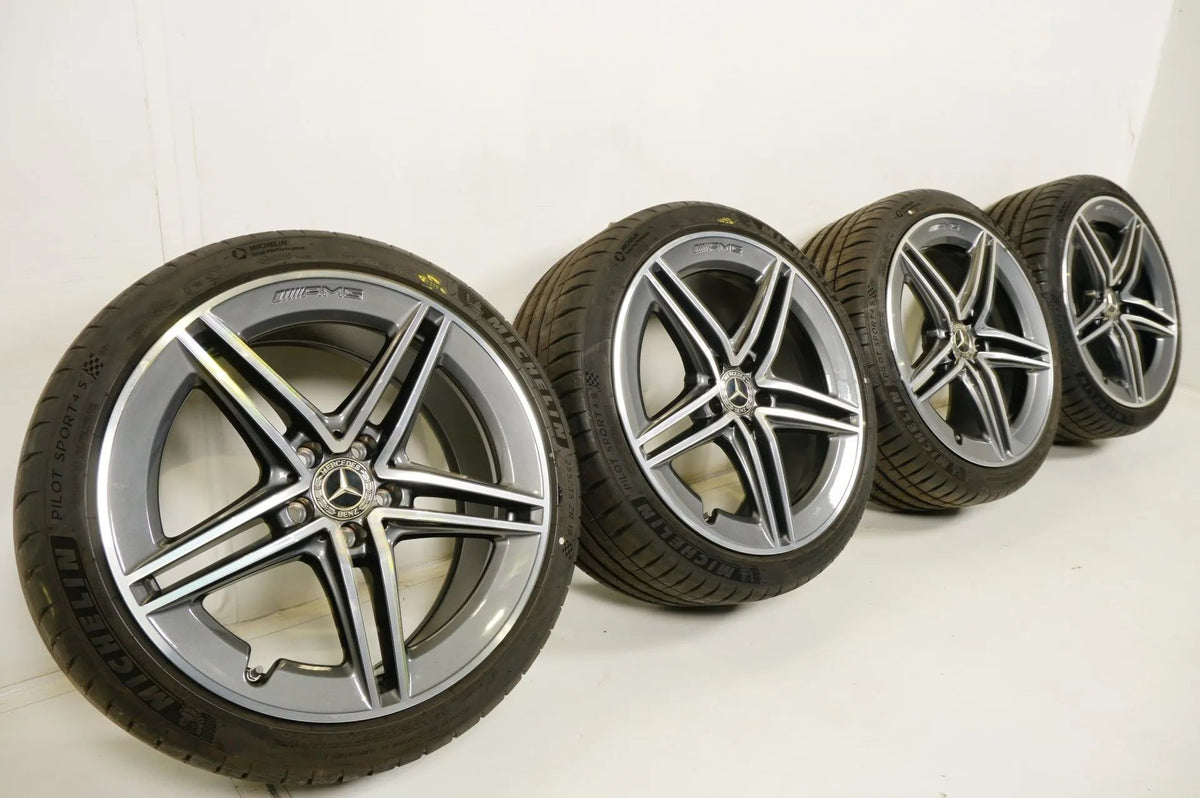 Mercedes AMG CLA45 S W118 C118 summer wheels 255 35 19 inch Detailansicht 2