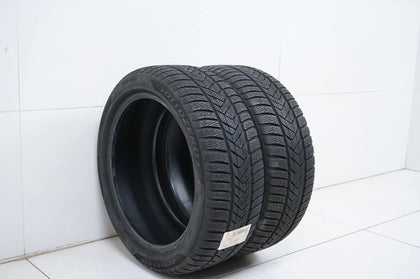 2 x Winter tires Pirelli 225 45 18 inch DOT21 approx. 6 mm MO RFT