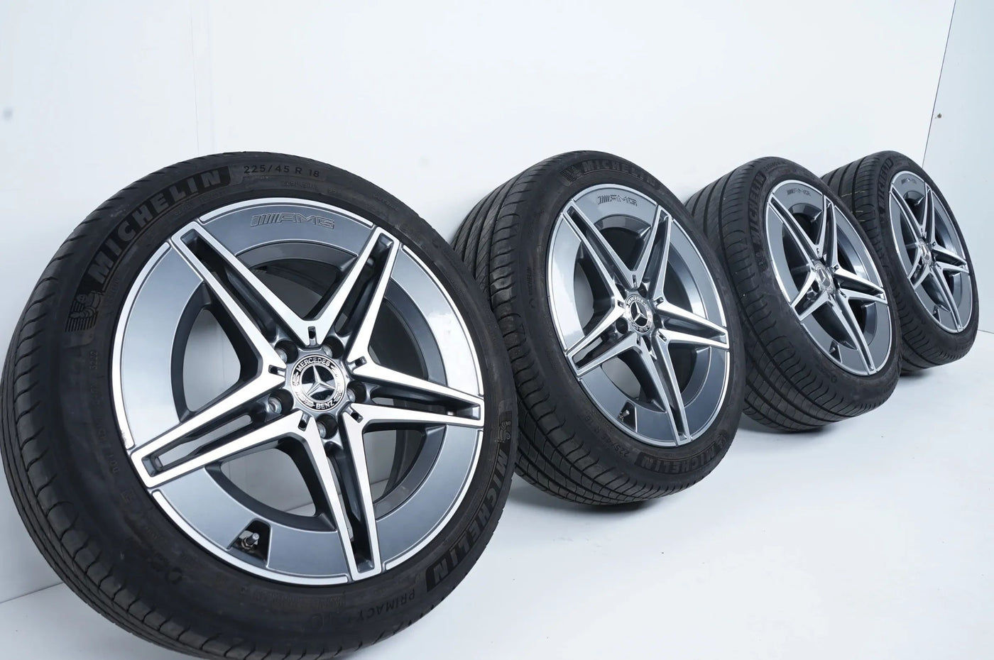 Mercedes C Class W206 summer tires, summer wheels AMG 18 inch