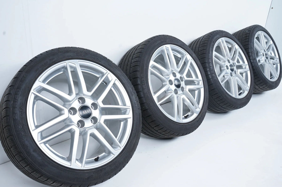 Audi TT TTS 8S Allwetterräder mit neuen Allwetterreifen 245 40 18 Zoll 8S0601025M