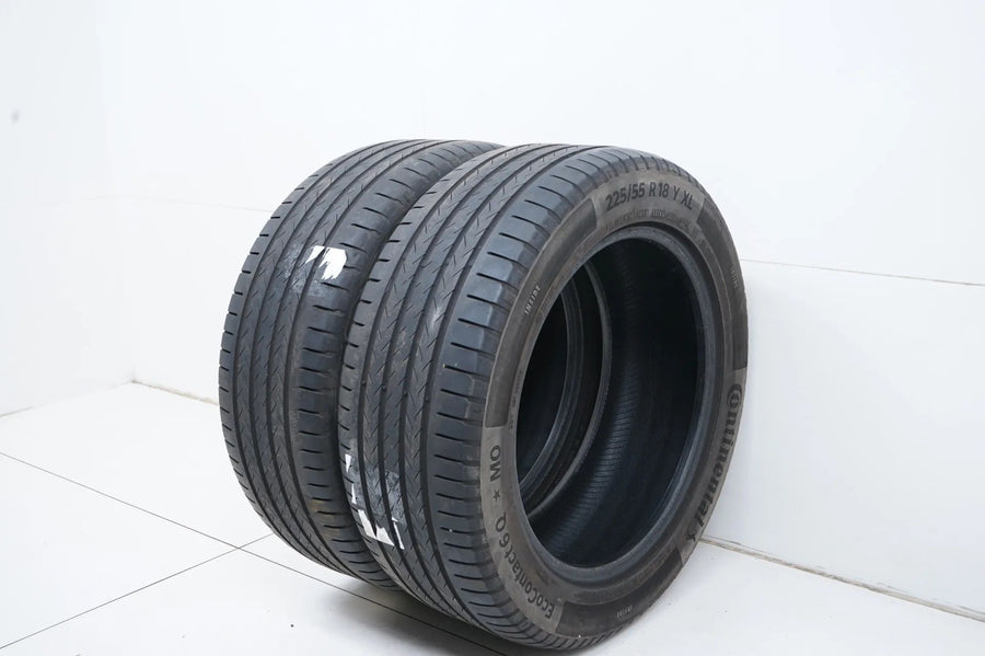 2 x Sommerreifen Continental 225 55 18 Zoll DOT22  ca. 4 mm