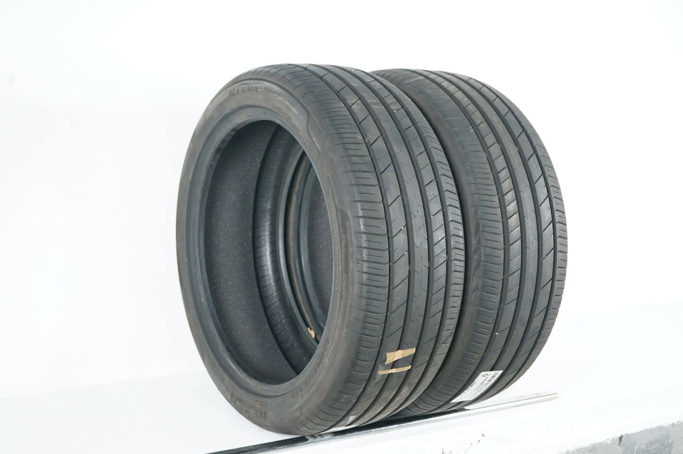 2x Nexen summer tires 235 45 19 inch approx. 6mm tread depth DOT23