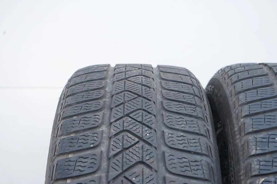 1 x Winter tire 215 55 17 inch Pirelli DOT19 approx. 5mm tread depth