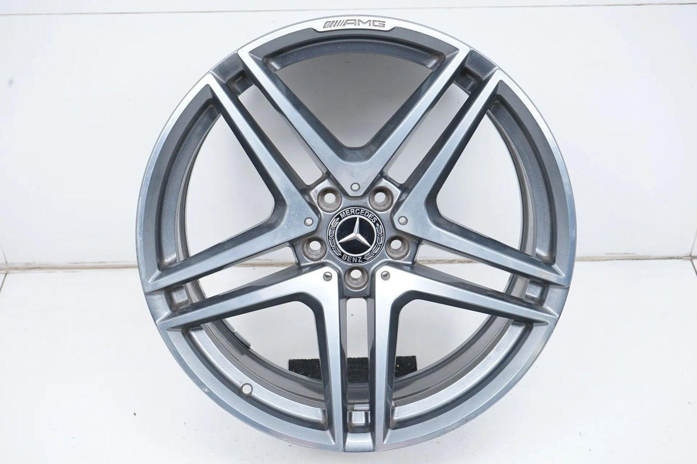 1 jante en aluminium Mercedes Classe S W222 20 pouces A2224010900 9,5J ET39