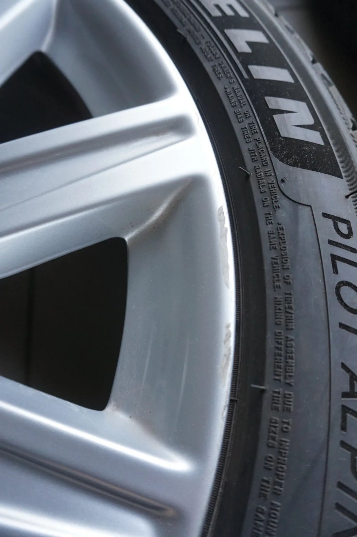 Original Audi A6 C8 4K 19 Zoll Alufelgen Winterräder Winterreifen 245 45 R19 7mm Vue détaillée 7