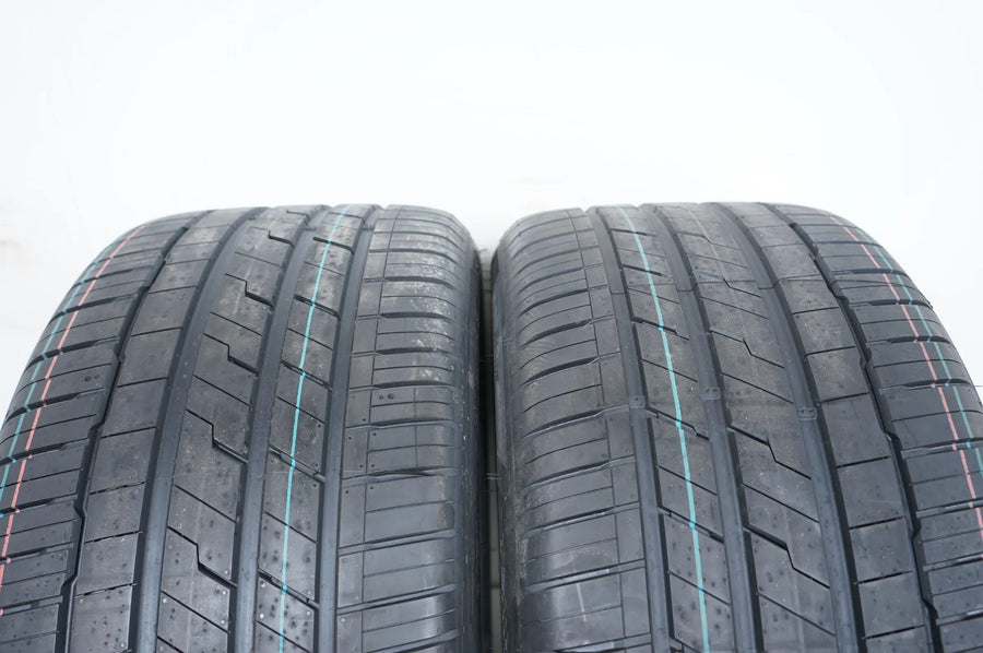Ny Demo sommerdæk Hankook 305 40 20 tommer DOT23 BMW*RFT
