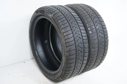 2 x winter tires Pirelli 225 45 18 inch DOT21 approx.4 mm MO RFT