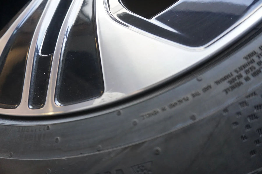 Original Mercedes E-Klasse W214 S214 Alufelgen Winterreifen 245 45 R19 6mm