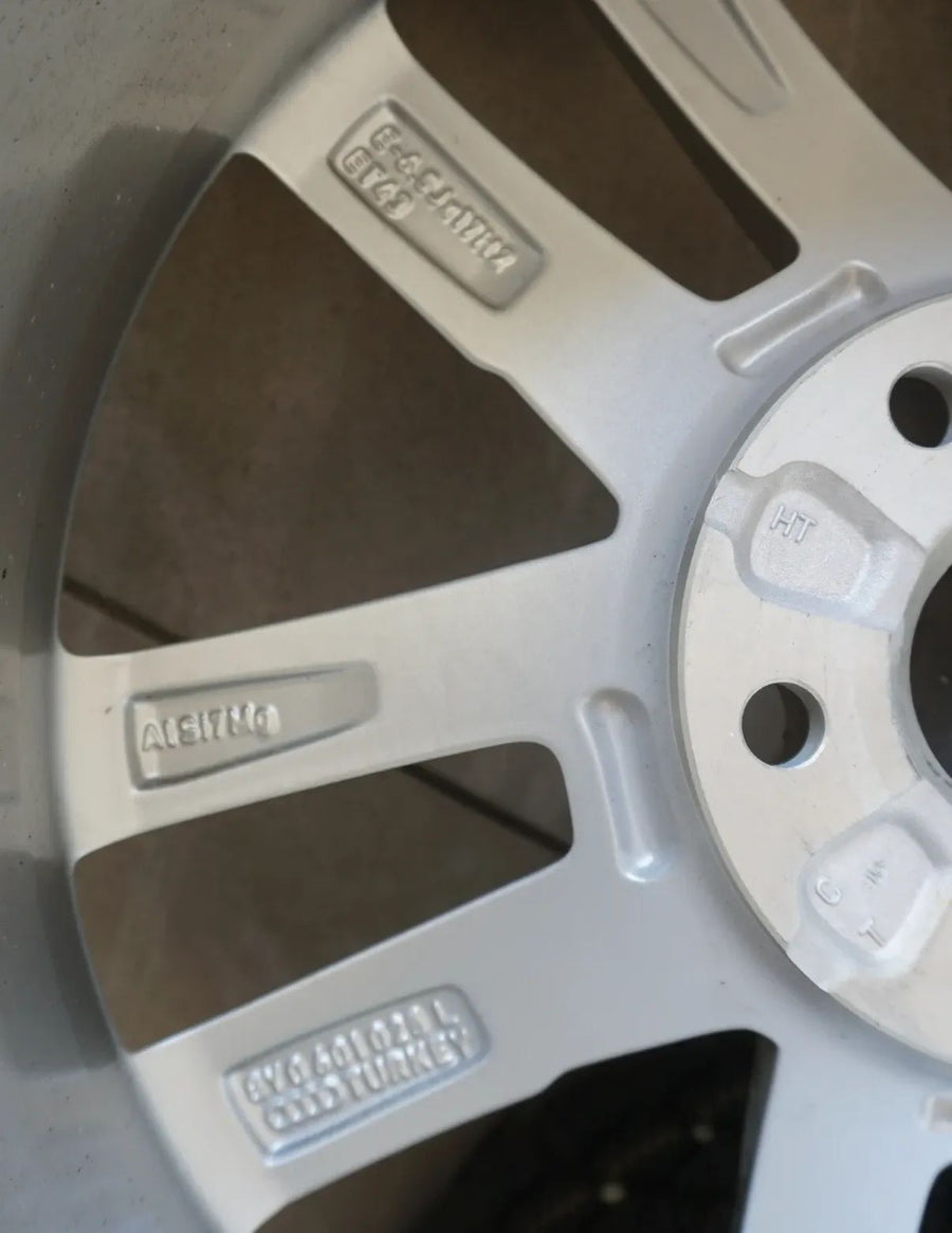 Original Audi A3 8Y Alufelgen Winterräder Winterreifen 205 50 R17 93H 2024 8mm
