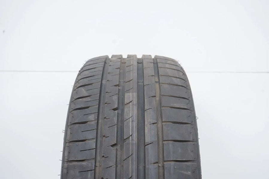 1x Sommerreifen Goodyear 225 40 18 Zoll DOT18 MO ca.7mm RFT
