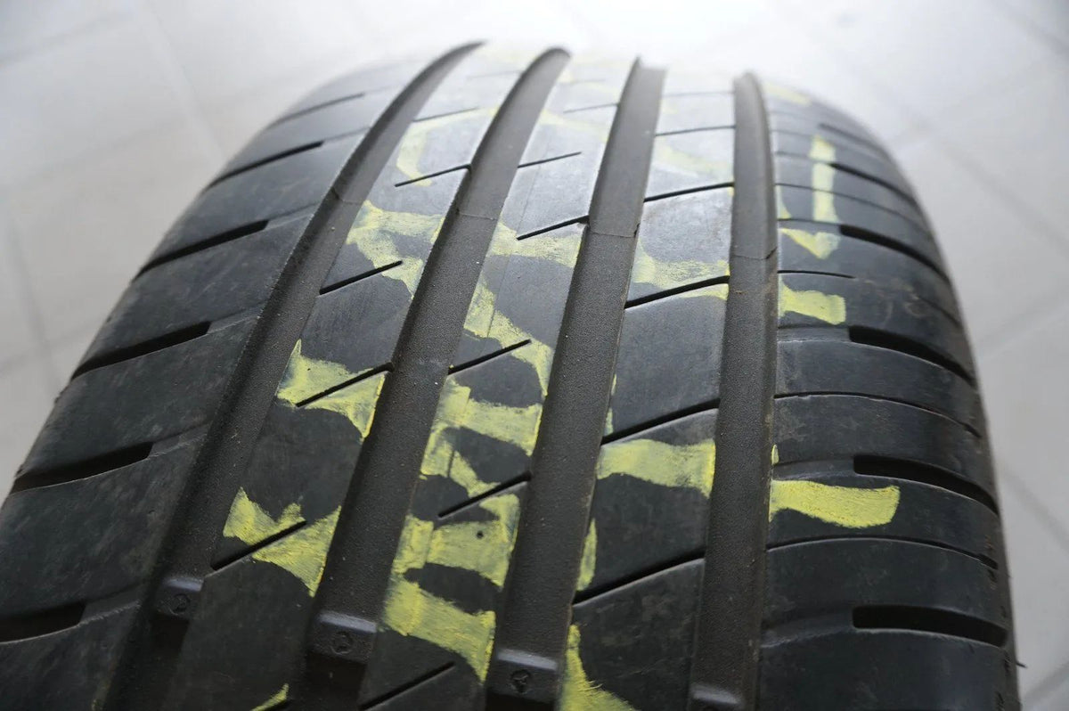 225 50 R17 94W Sommerreifen Goodyear Efficient Grip Performance MO 2018 5,5mm Detail view 2