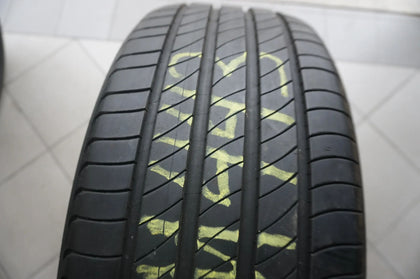 1 X 235 55 R19 105W pneus été Michelin Primacy 4 SUV 2021 6mm