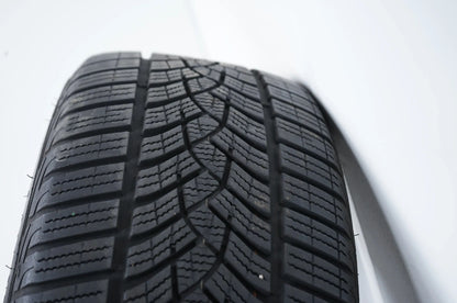 Mercedes C Klasse W206 Hybrid Winterräder Winterreifen 17 Zoll