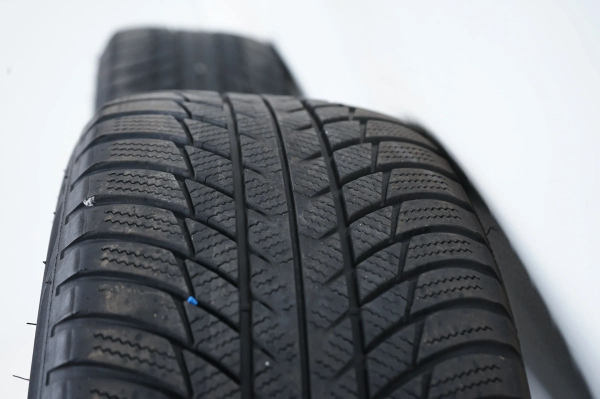 Bmw řady 3 a 4 G20 G21 zimní kola zimní pneumatiky 225 45 18 palců Detailní zobrazení 14