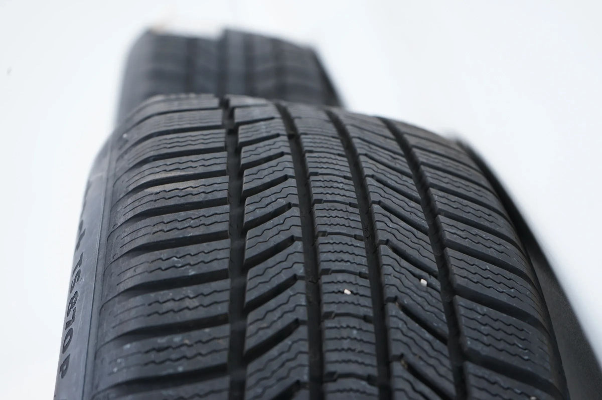 Audi Q3 8U VW Sharan Winterreifen Winterräder 215 55 17 Zoll Detailansicht 13